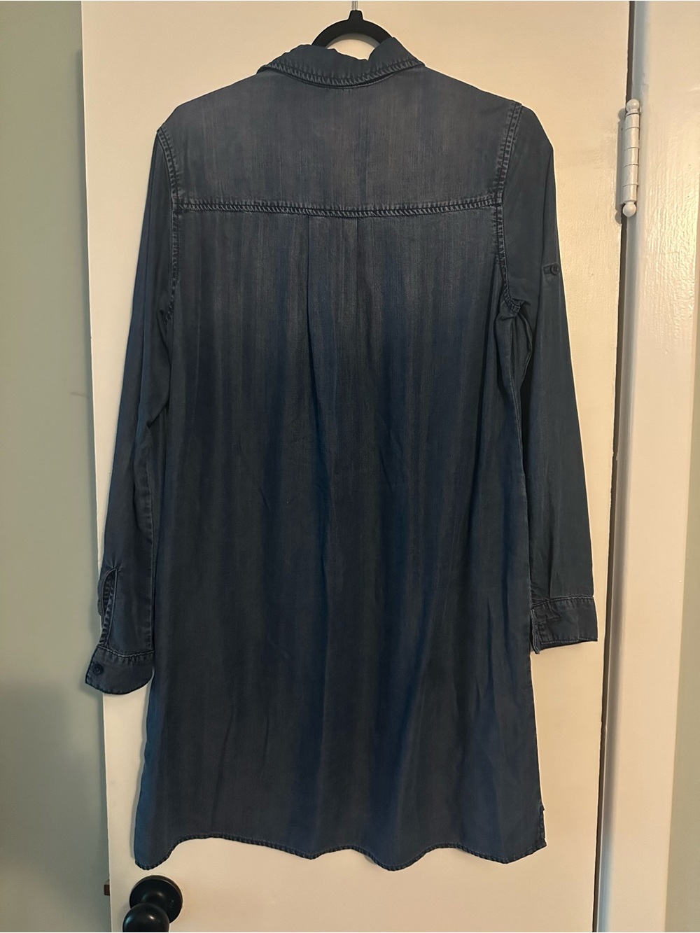 cloth & stone Chambray V-Neck Tunic Dress in Blue - Picture 3 of 3